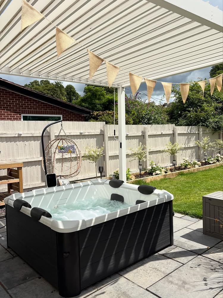 hot tubs 13