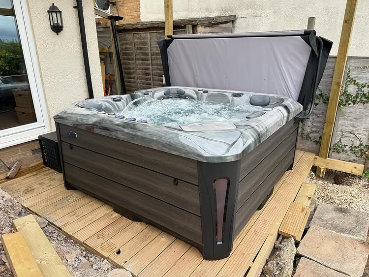 hot tubs 16